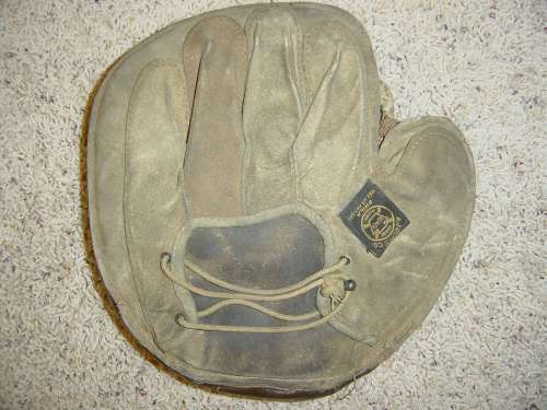 A.J. Reach Hook & Eye Back Youth Back